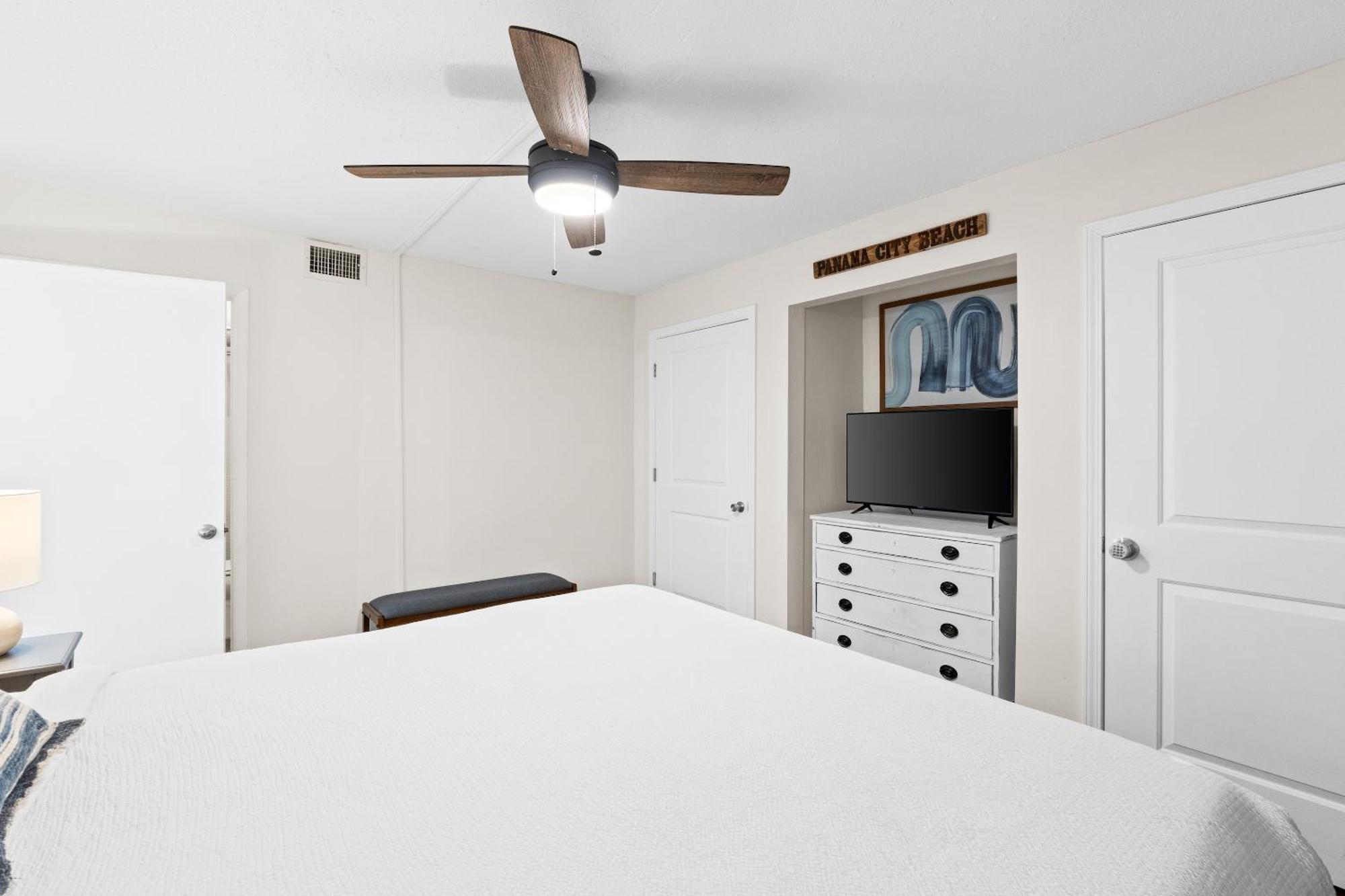 Pinnacle Port Beach Resort Panama City Beach Room photo