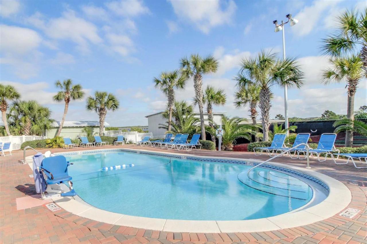 Pinnacle Port Beach Resort Panama City Beach Exterior photo